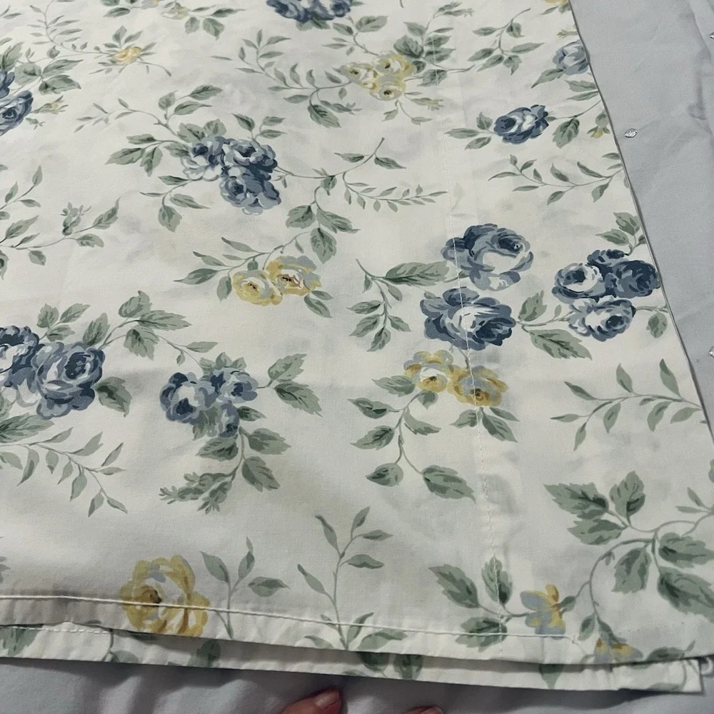 Vintage 80s Westpoint Stevens Twin Flat Sheet‎ Blue Cabbage Roses French Country